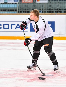 Рождественские игры "Авангарда": Пьянов vs Лемтюгов