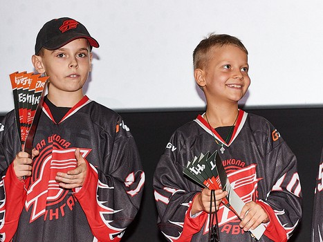 Презентация Клуба юного болельщика "Авангарда"