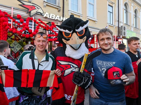 Первая вечеринка Буэнос Летос: Луи Робитайл