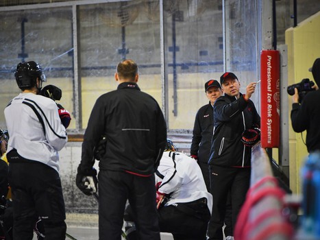 Раскатка "Авангарда" перед товарищеской игрой с "Витязем"