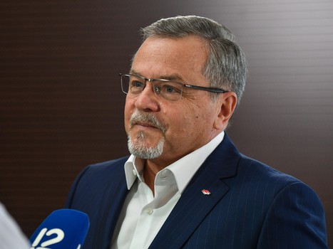 Владимир Шалаев на круглом столе "Люди Омска: социальный капитал города" 