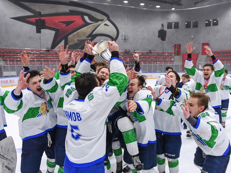 Заключительный день финала Первенства ЮХЛ в Омске