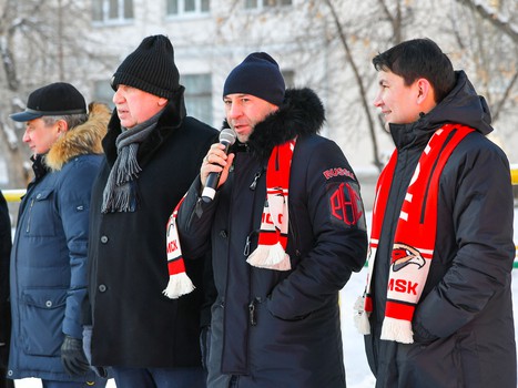 В Омске открыли площадки для занятий хоккеем