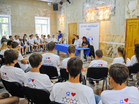 Юнас Анелев и Андре Петерссон в "Летней академии наук"