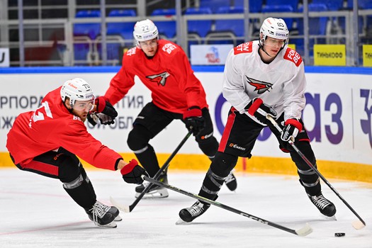 Раскатка «Авангарда» перед матчем в Нижнем Новгороде