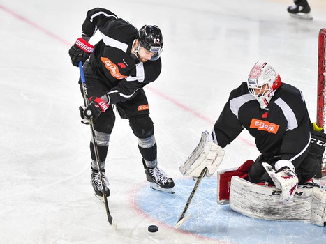 Раскатка "Авангарда" перед матчем с "Салаватом Юлаевым"