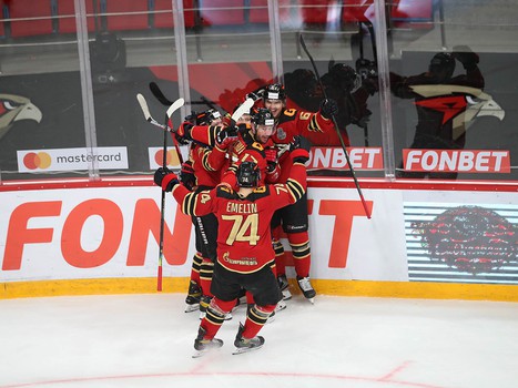 02.03.2021. 1/4 финала, 1 матч. «Авангард» - «Автомобилист» 3:0