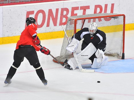 Раскатка "Авангарда" перед матчем с "Трактором" на турнире в Челябинске