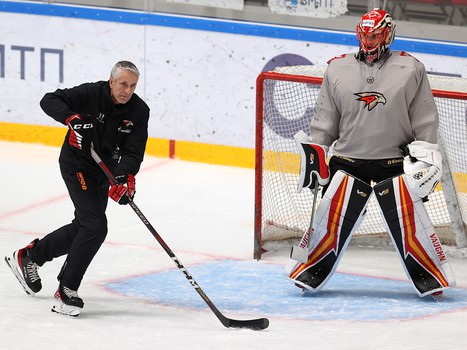 Тренировка «Авангарда» перед матчем во Владивостоке