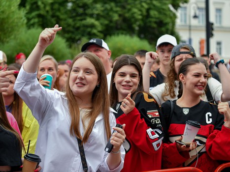 Александр Волков на вечеринке Буэнос Летос