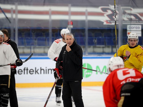 Раскатка «Авангарда» перед матчем в Нижнекамске