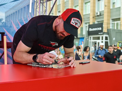 Артём Блажиевский на вечеринке Буэнос Летос