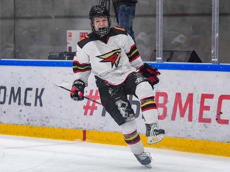 Четвёртый игровой день финала Первенства ЮХЛ в Омске