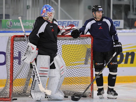 Первая тренировка Хенрика Карлссона в "Авангарде"