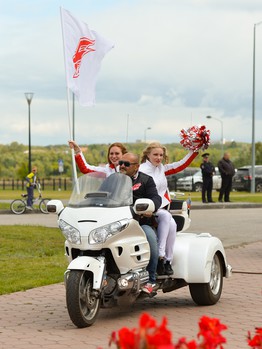 "Территория Авангарда". Часть 1. Площадь у "Арены Омск"