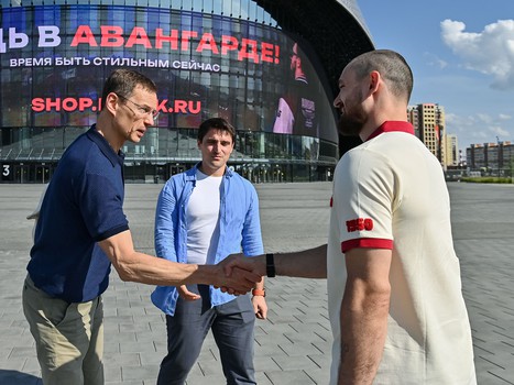 Артём Блажиевский прилетел в Омск