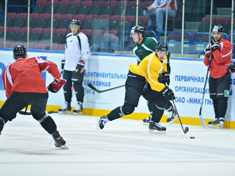"Авангард" тренируется в Магнитогорске перед стартом Мемориала И.Х.Ромазана