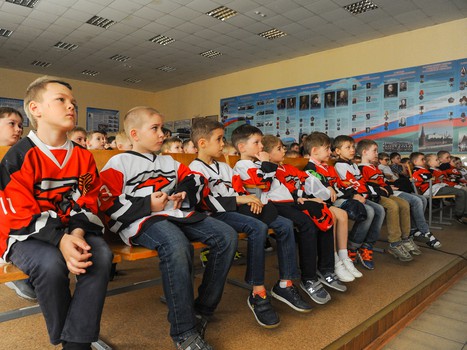 Экскурсия в Омский кадетский военный корпус для маленьких «ястребов»