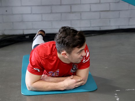 Тренировка «Авангарда» перед вторым матчем серии с «Ак Барсом»