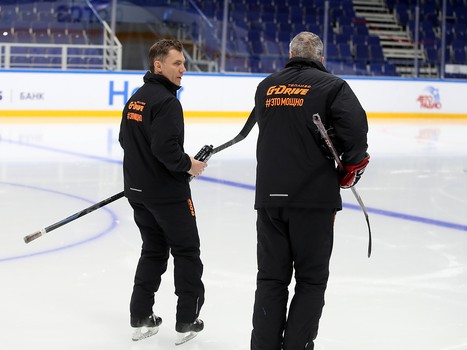 Тренировка «Авангарда» перед матчем в Уфе