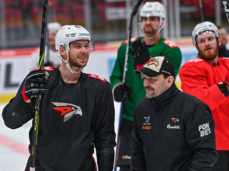 Открытая тренировка «Авангарда» перед финалом Востока