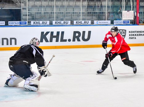 Раскатка "Авангарда" перед матчем с "Автомобилистом"
