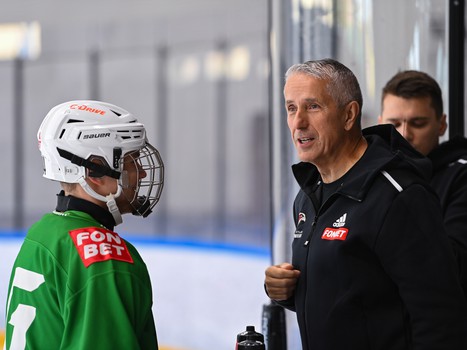 Тренировка «Авангарда» в Омске