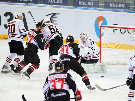 14.11.2015. "Авангард" - "Амур" 3:0