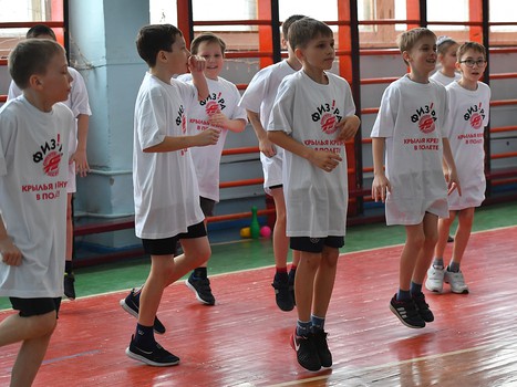 "Физ-ра с "Омскими Ястребами" в 26 гимназии