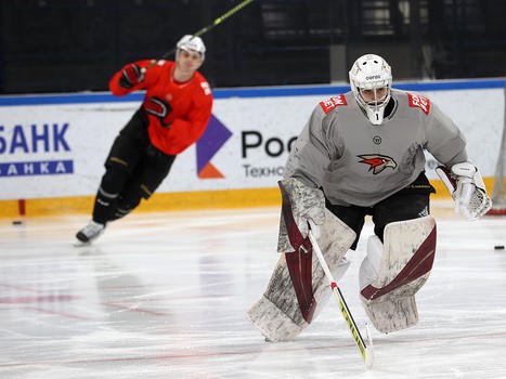 Тренировка «Авангарда» перед матчем в Магнитогорске