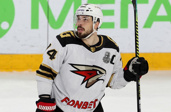 «Тяжело это принимать» | Алексей Емелин после седьмого матча с «Металлургом»