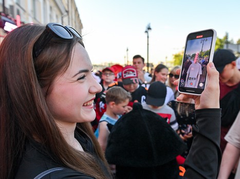 Первая вечеринка Буэнос Летос: Луи Робитайл