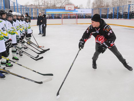 Мастер-класс "Омских Ястребов" для кадетской команды