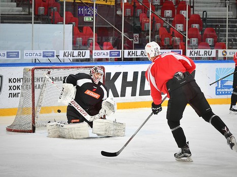 Раскатка "Авангарда" перед выездным матчем с "Северсталью"