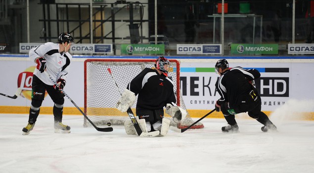 Раскатка "Авангарда" перед матчем с "Югрой" 22 сентября 2013