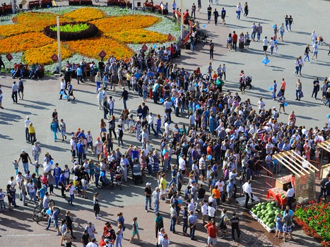 "Территория Авангарда". Часть 1. Площадь у арены