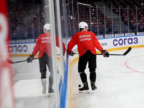 Тренировка «Авангарда» перед шестым матчем серии с «Металлургом»