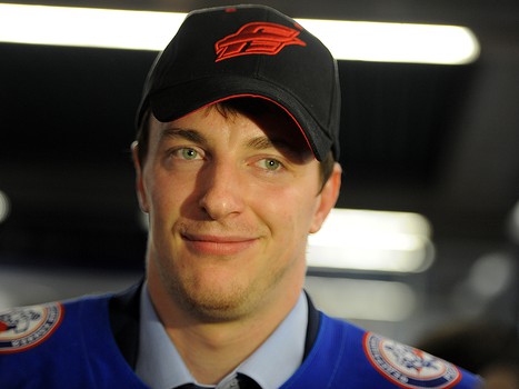 Чемпион мира 2014 Сергей Калинин прилетел в Омск