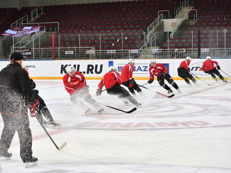 Раскатка "Авангарда" перед выездным матчем в Риге