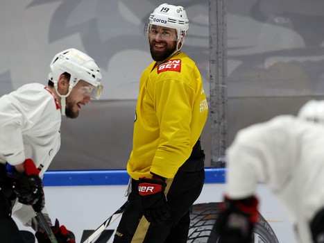 Раскатка «Авангарда» перед матчем в Хабаровске