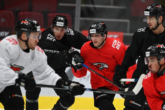 Тренировка «Авангарда» перед матчем с «Амуром»