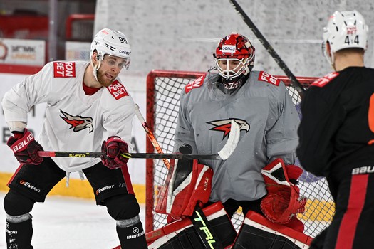 Тренировка «Авангарда» перед матчем в Екатеринбурге