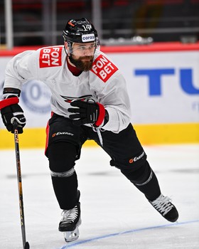 Раскатка «Авангарда» перед матчем против СКА