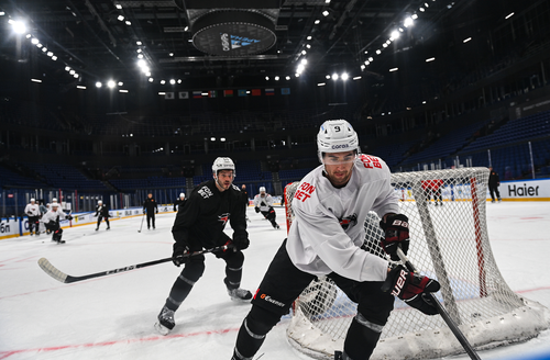 Тренировка «Авангарда» перед матчем в Новосибирске