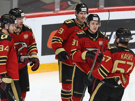 30.11.2021. «Авангард» - «Нефтехимик» 6:1