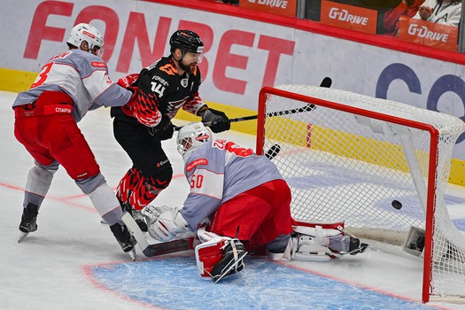 07.12.2025. «Авангард» - «Спартак» 7:5