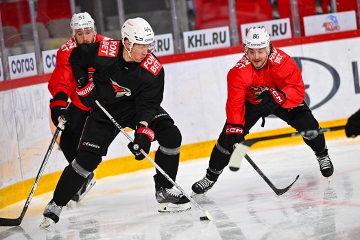 Раскатка «Авангарда» перед матчем в Екатеринбурге