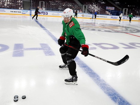 Тренировка «Авангарда» перед четвёртым матчем серии с «Металлургом»