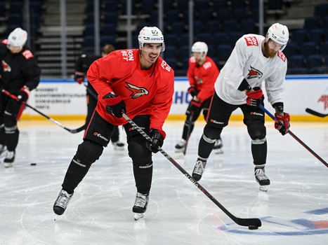 Раскатка «Авангарда» перед выездным матчем с московским «Динамо»