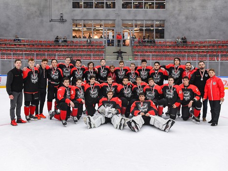 Заключительный день финала Первенства ЮХЛ в Омске